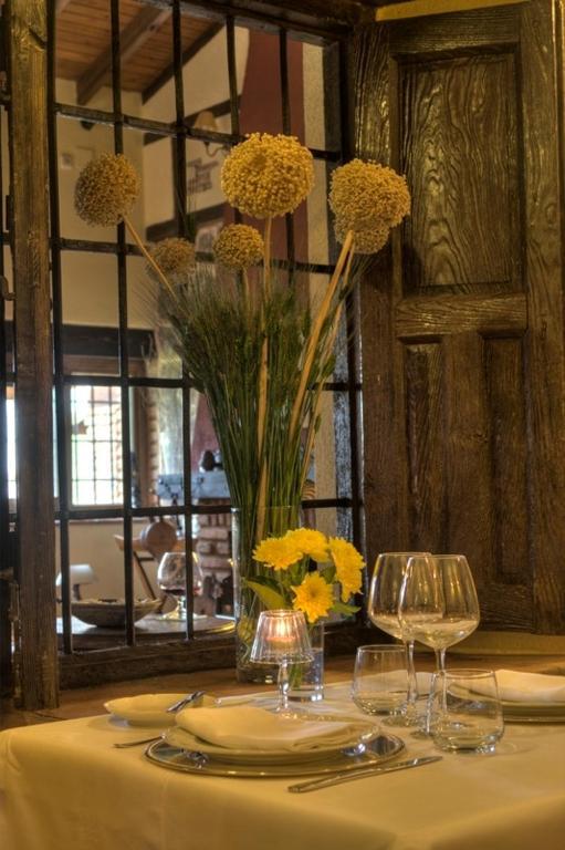 La Casona De Valfrio- Adults Only Guest House Collado  Екстериор снимка